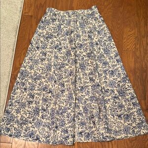 Vintage Talbots Silk Floral Blue and Cream Skirt Set 8 10